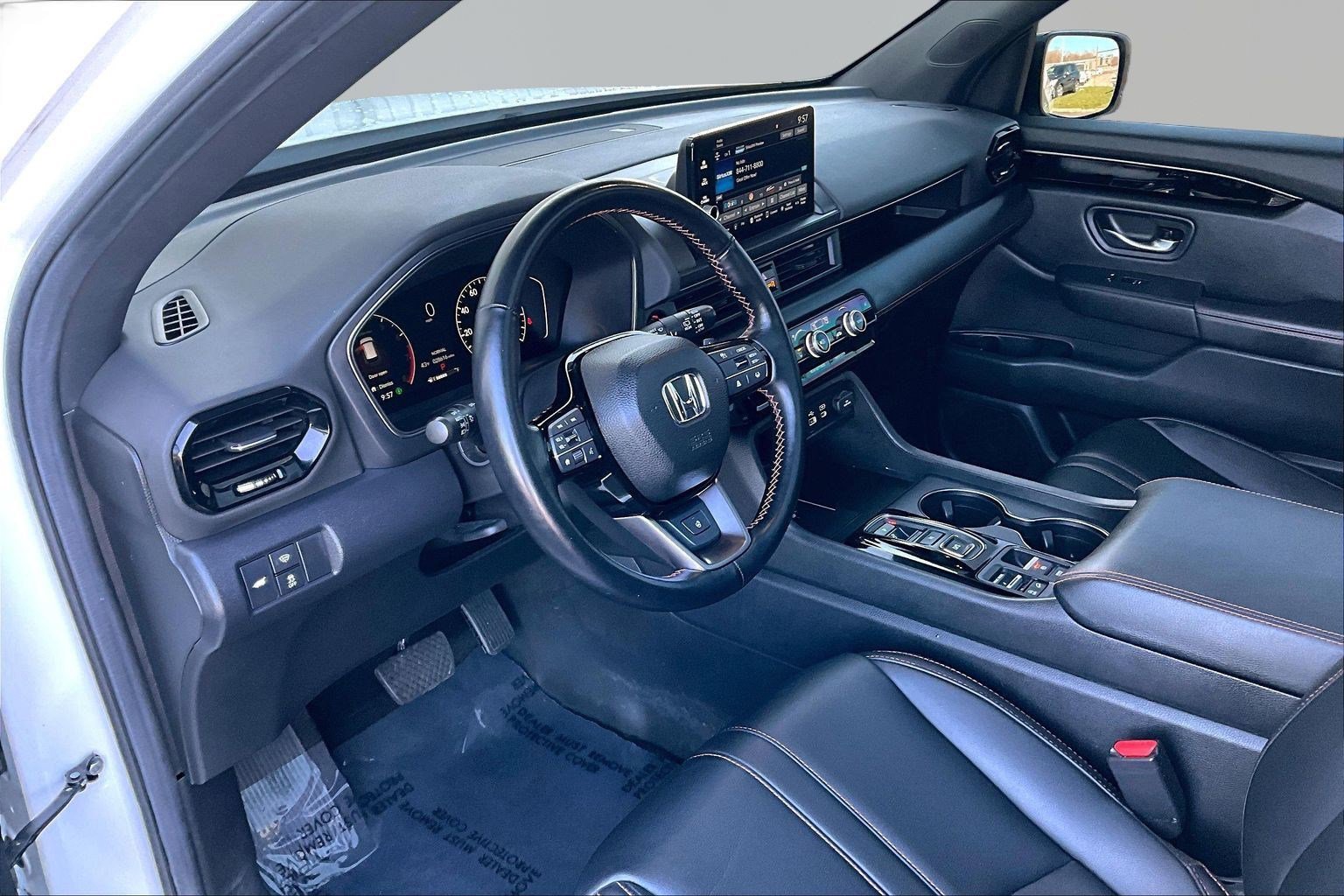 Used 2024 Honda Pilot TrailSport image 18