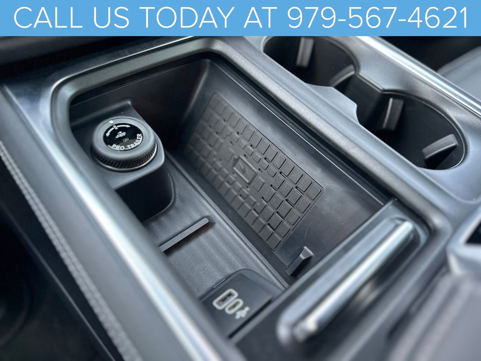 New 2025 Ford Expedition Platinum w/ Stealth Performance Package image 14