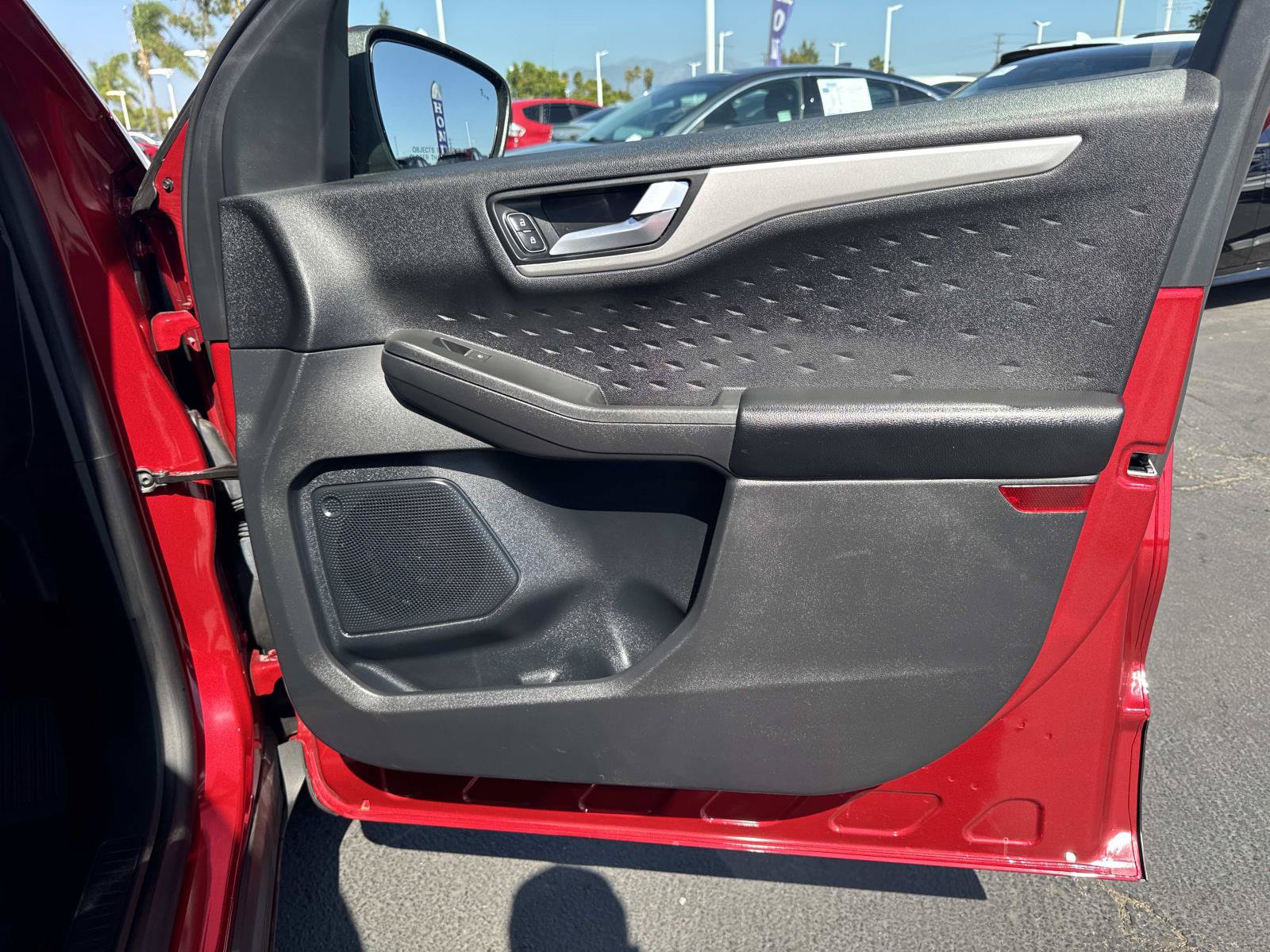 Used 2020 Ford Escape SEL FWD image 33