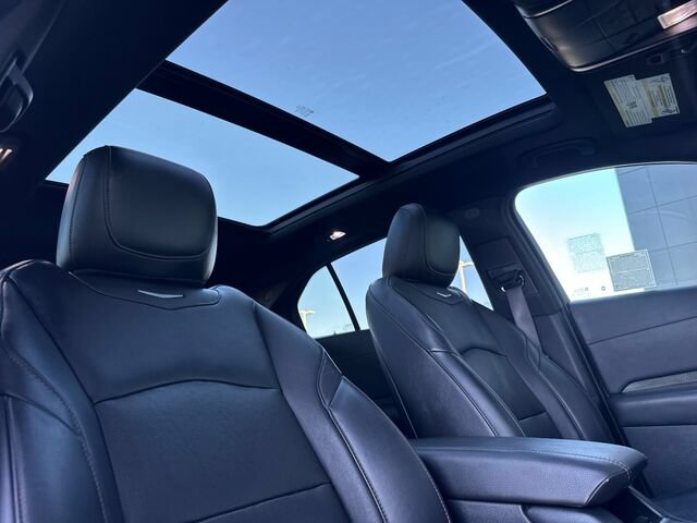 Used 2019 Cadillac XT4 Sport AWD/4WD image 19