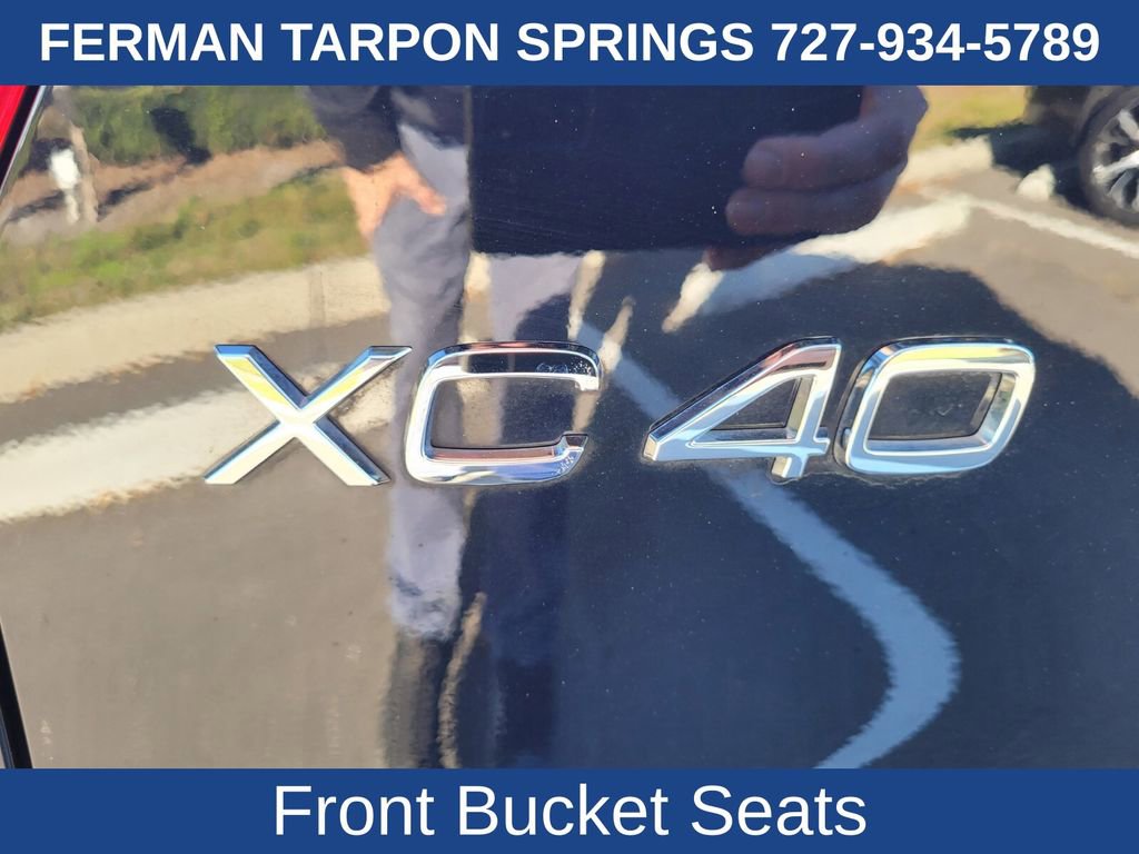 Certified 2025 Volvo XC40 B5 Core image 18