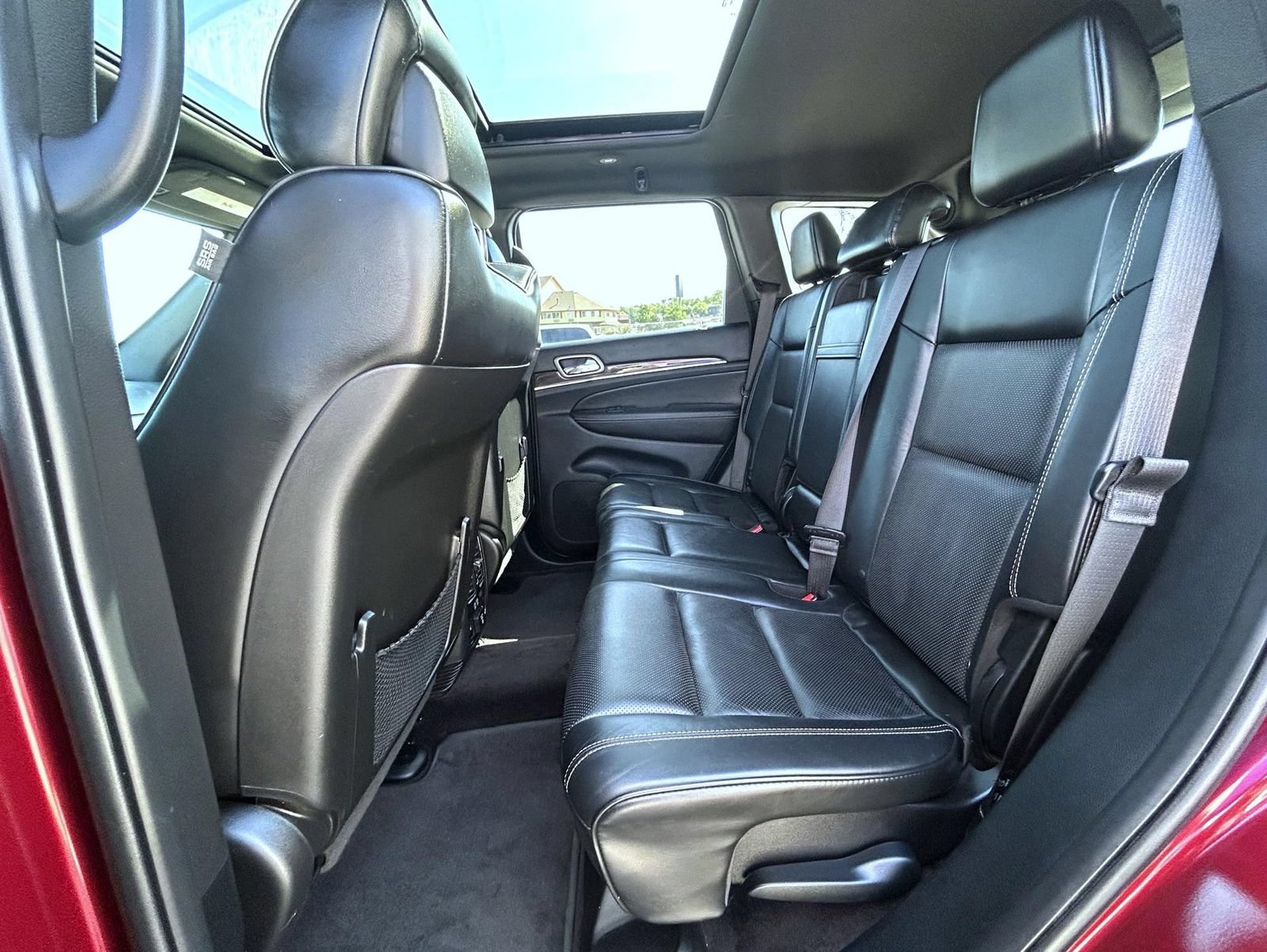 Used 2017 Jeep Grand Cherokee Overland AWD/4WD image 20