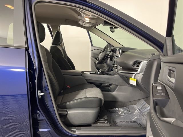 New 2026 Nissan Rogue SV w/ Cold Weather Package image 38