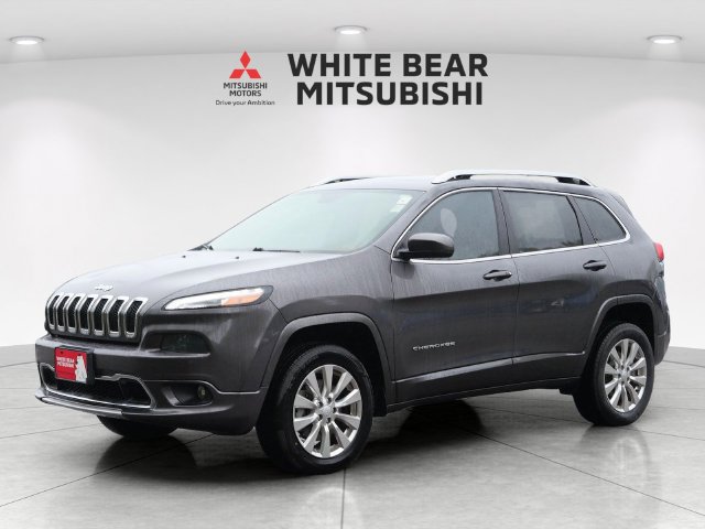 Used 2018 Jeep Cherokee Overland w/ Heavy Duty Protection Group AWD/4WD image 2