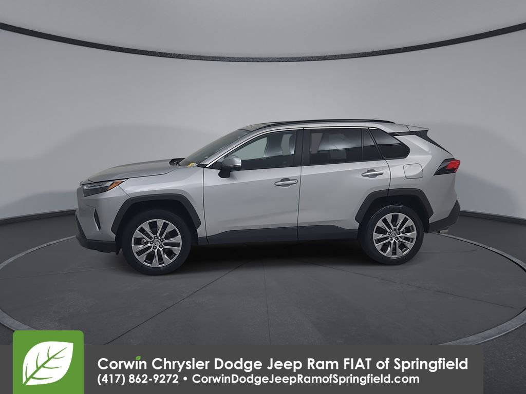 Used 2022 Toyota RAV4 Limited w/ Limited Grade Weather Package image 8