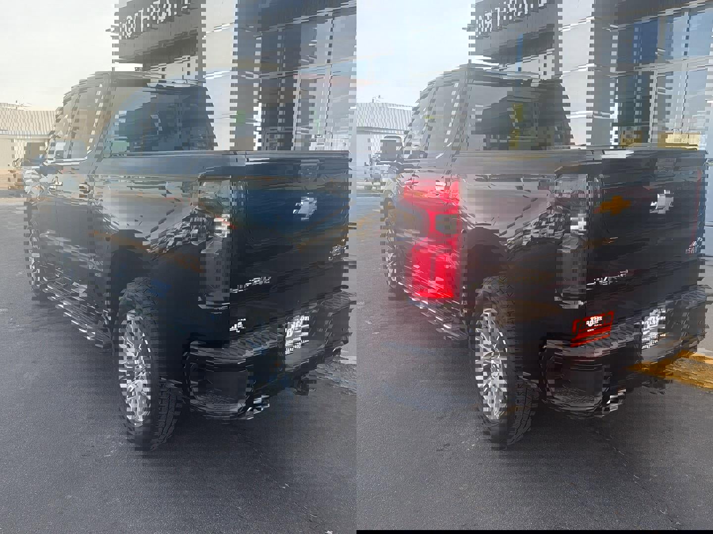 Used 2021 Chevrolet Silverado 1500 High Country w/ Safety Package II image 2