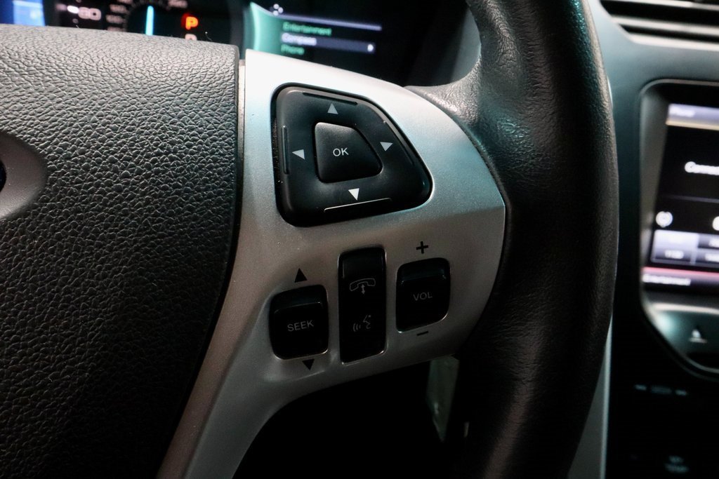 Used 2015 Ford Explorer XLT w/ Equipment Group 202A image 30