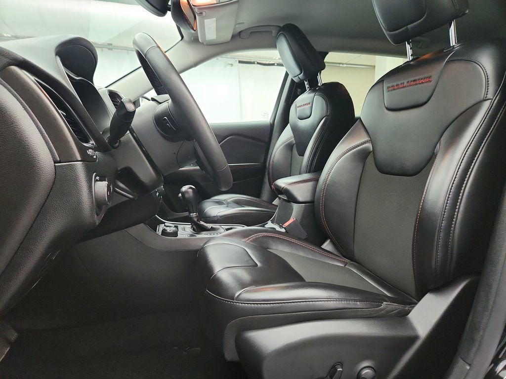 Used 2022 Jeep Cherokee Trailhawk w/ Trailer Tow Group image 12