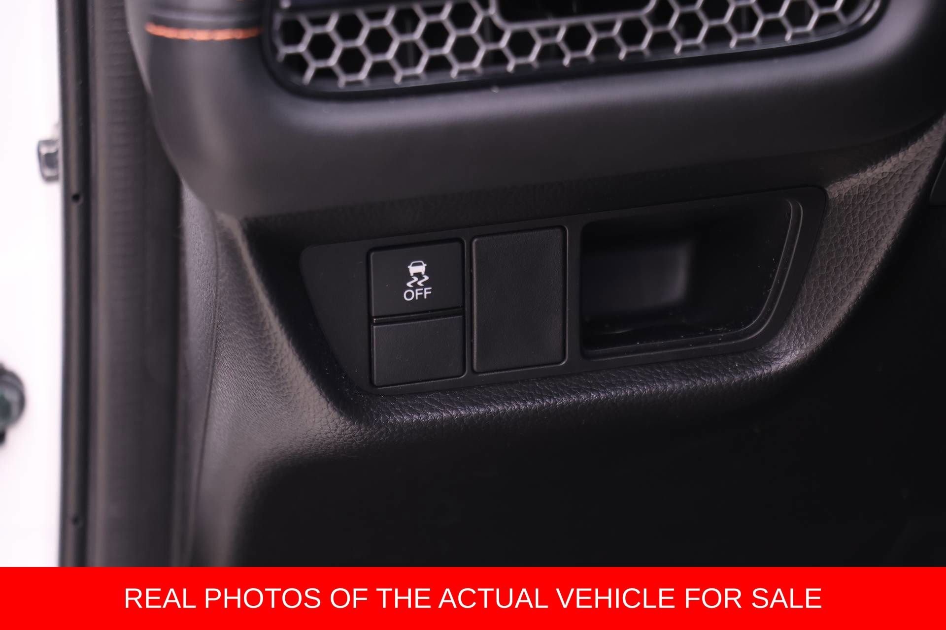 Used 2024 Honda HR-V Sport image 16