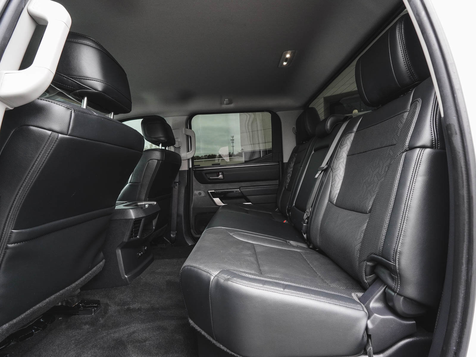 Used 2024 Toyota Tundra Limited image 32