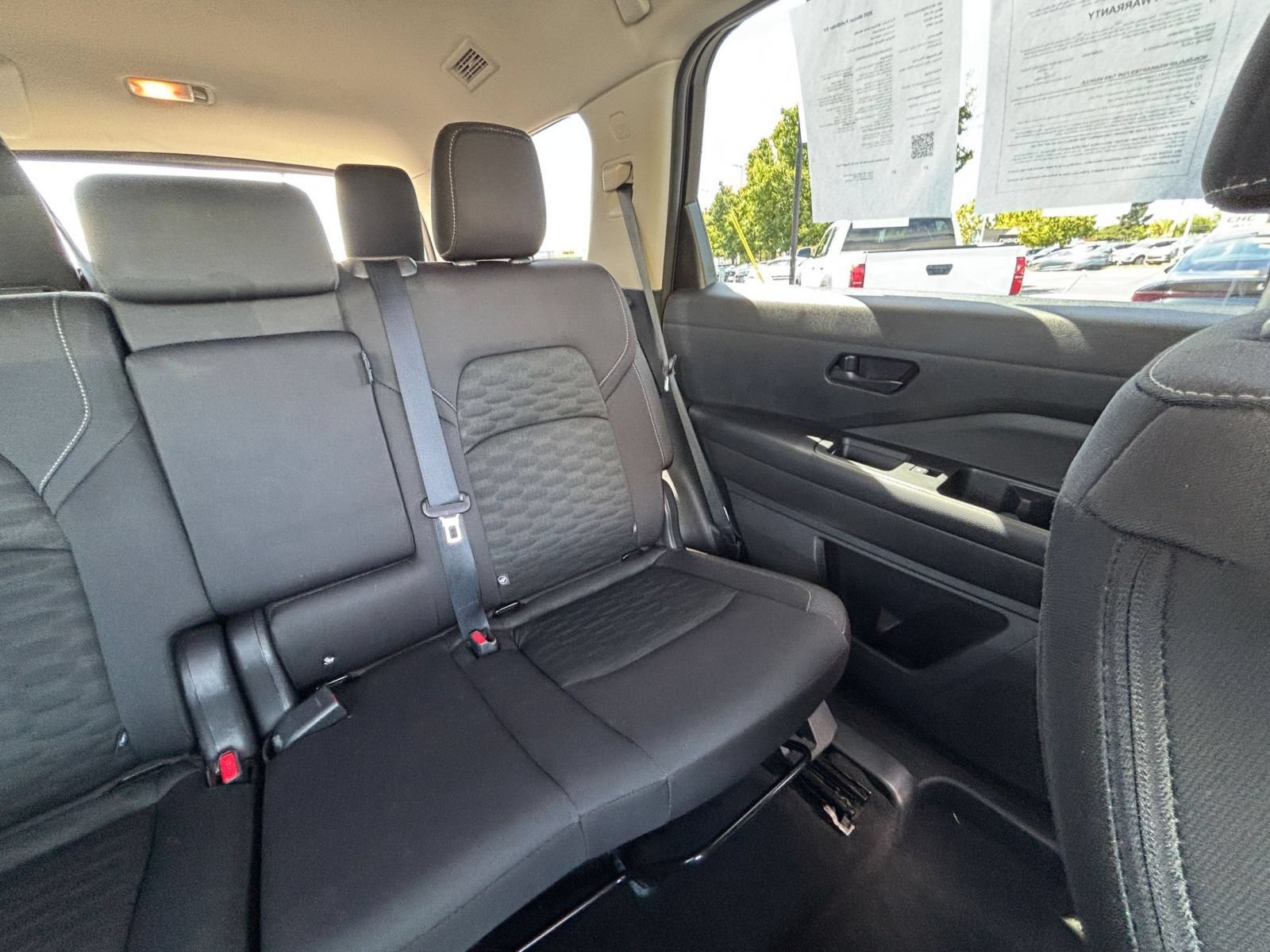 Used 2025 Nissan Pathfinder SV AWD/4WD image 39