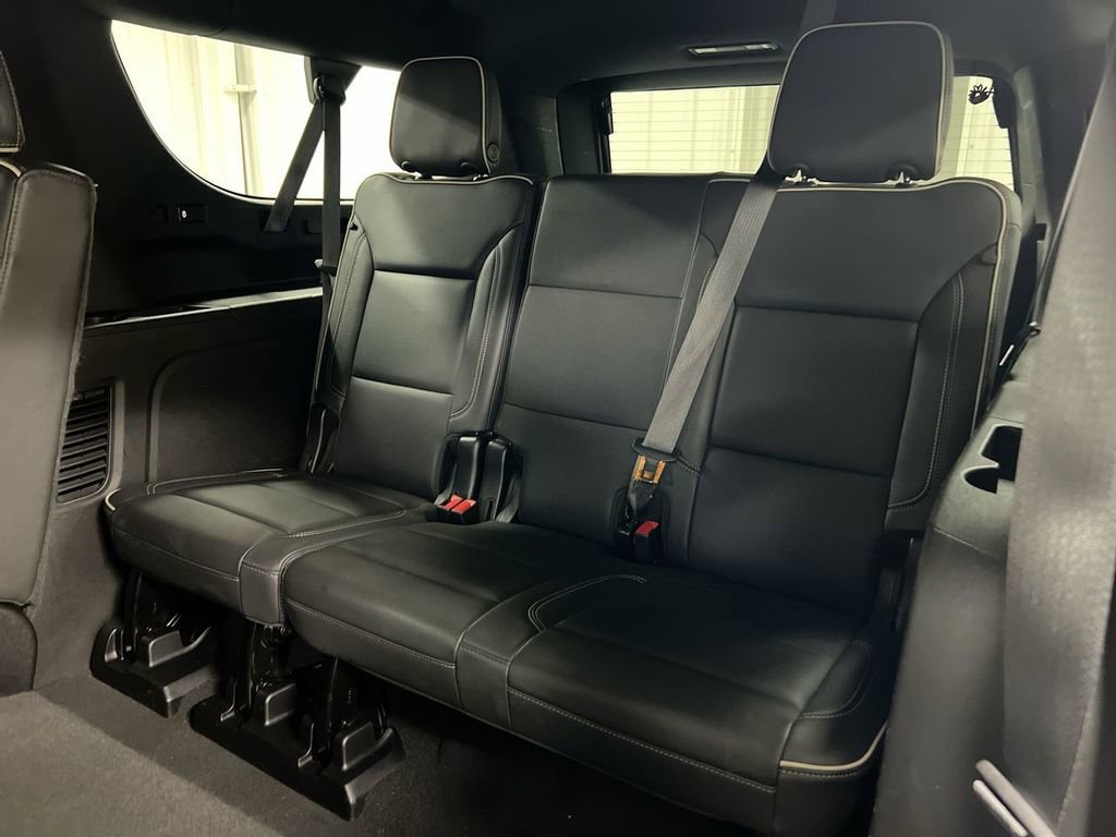 Used 2024 GMC Yukon XL SLT image 23