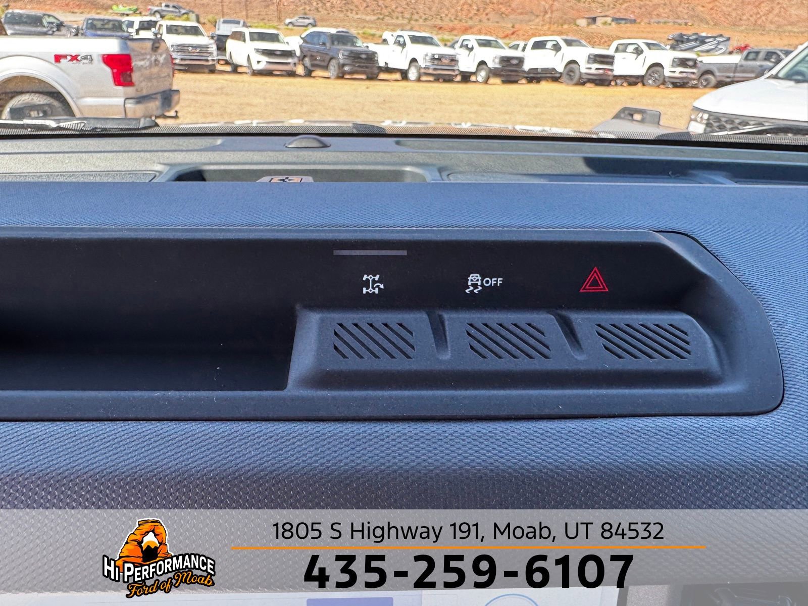 New 2026 Ford Bronco 4-Door AWD/4WD image 36