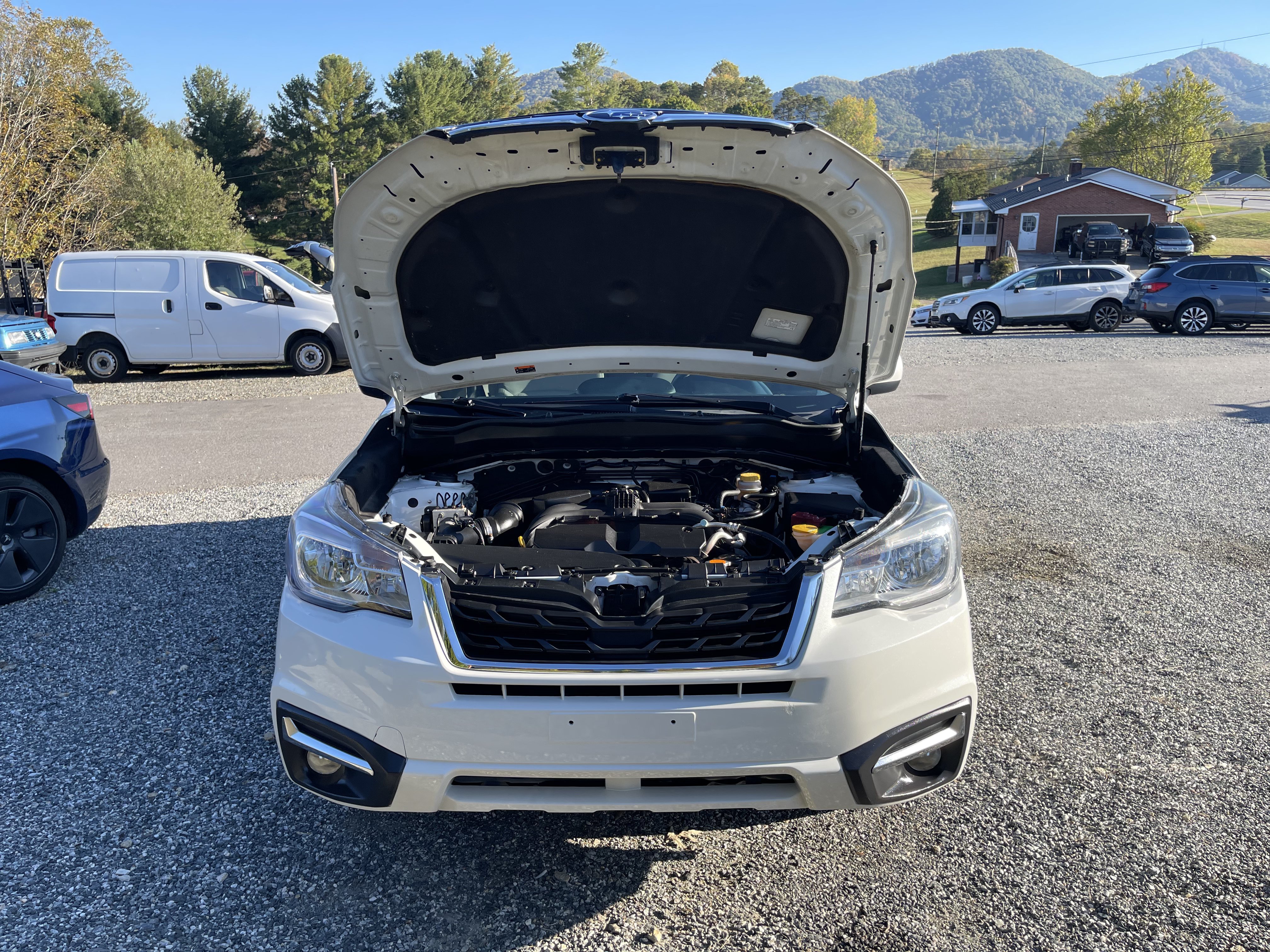 Used 2017 Subaru Forester 2.5i Premium w/ All-Weather Package AWD/4WD image 19