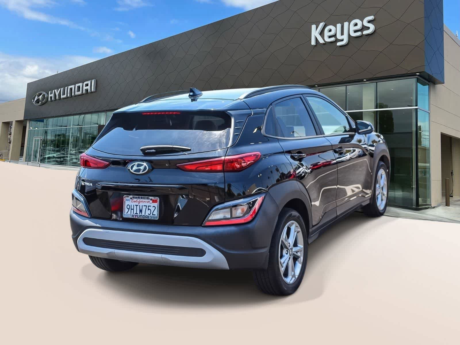 Certified 2023 Hyundai Kona SEL w/ Cargo Package FWD image 4
