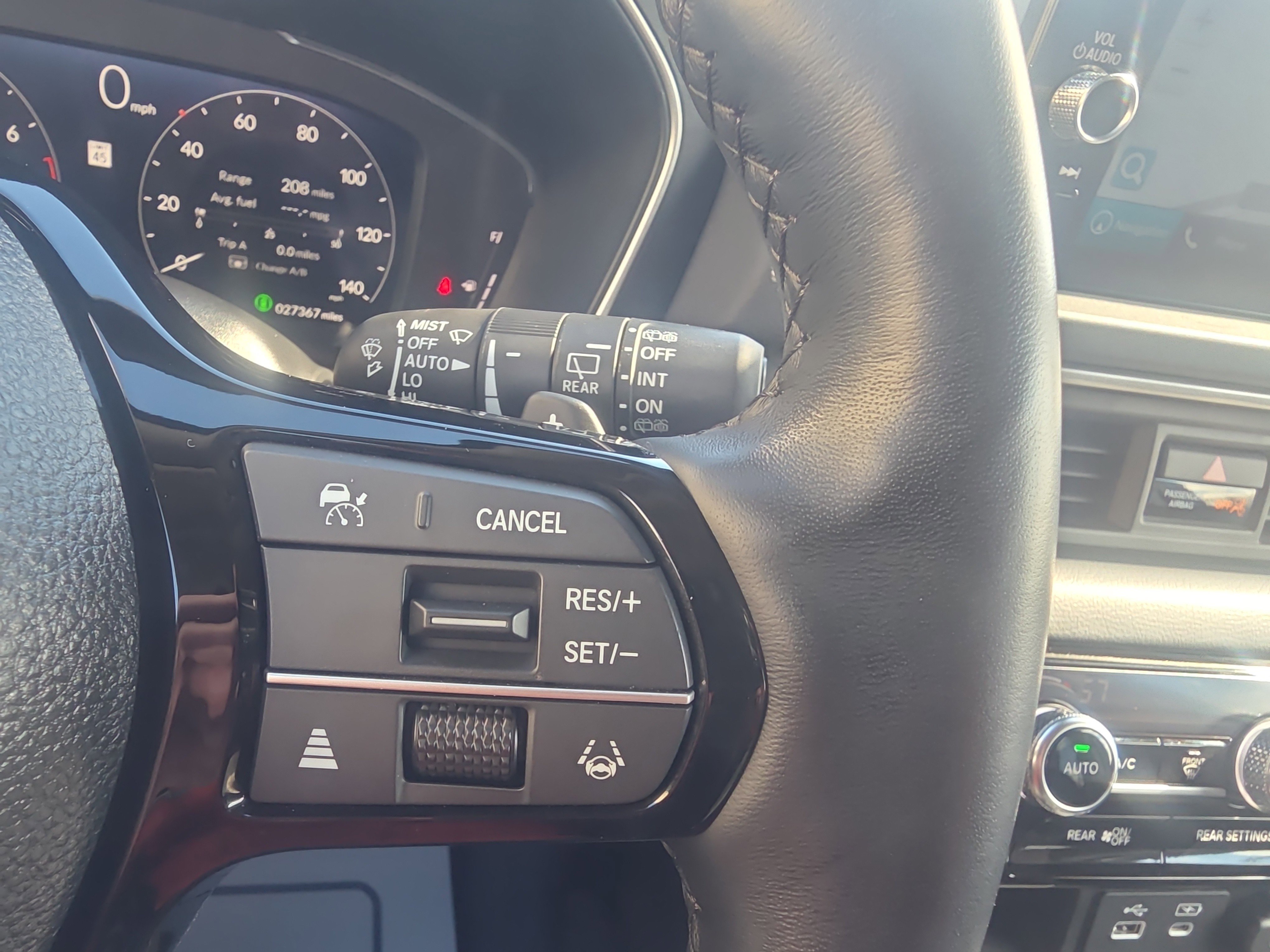 Used 2023 Honda Pilot Elite image 35