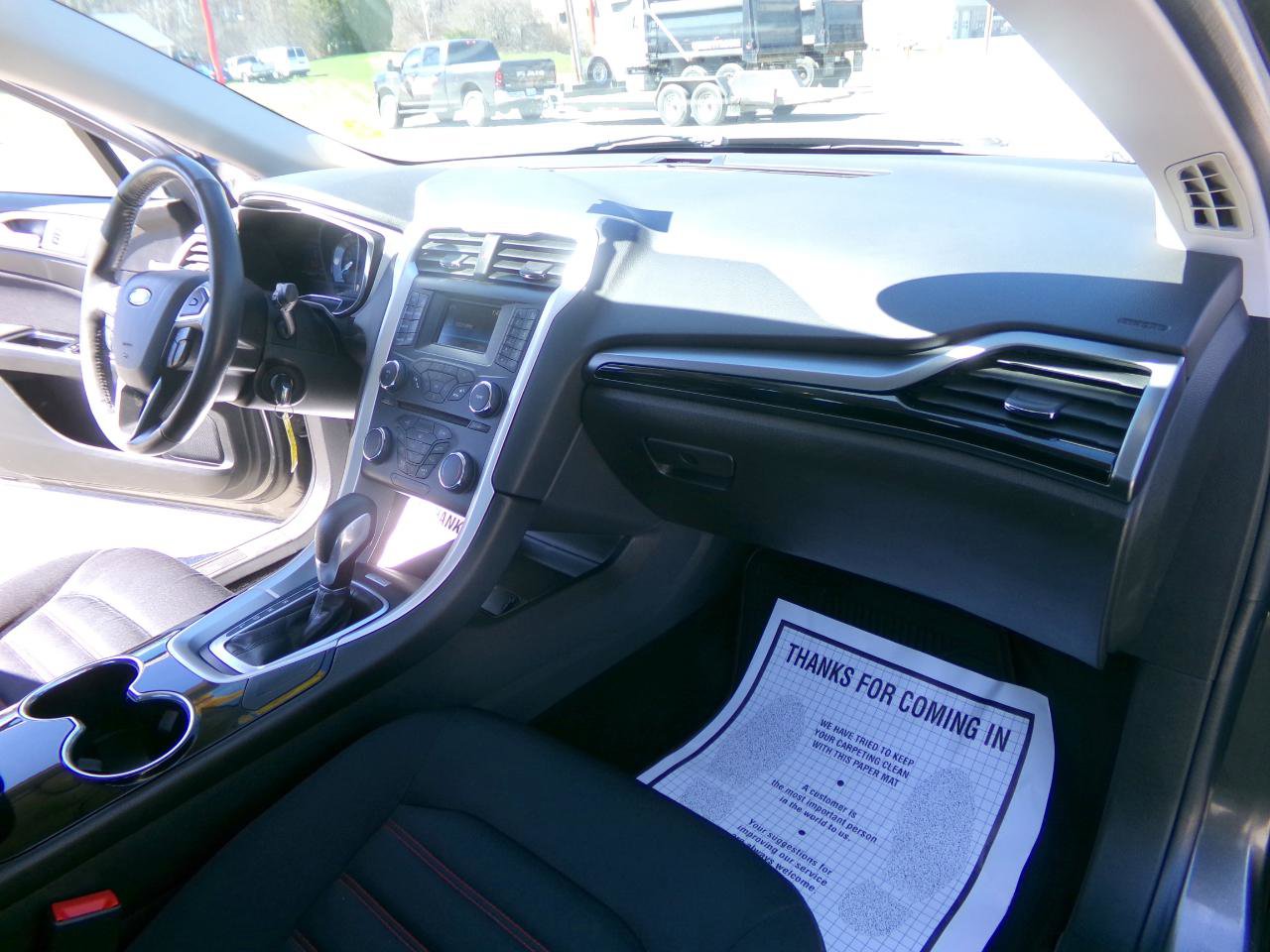 Used 2015 Ford Fusion SE w/ Equipment Group 501A image 22