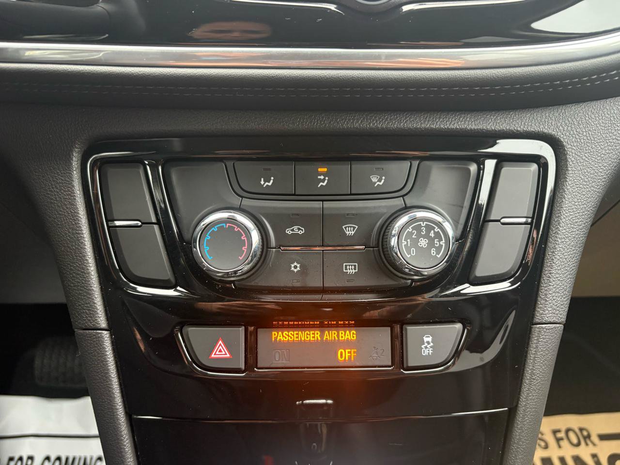 Used 2022 Buick Encore Preferred w/ Safety Package FWD image 16
