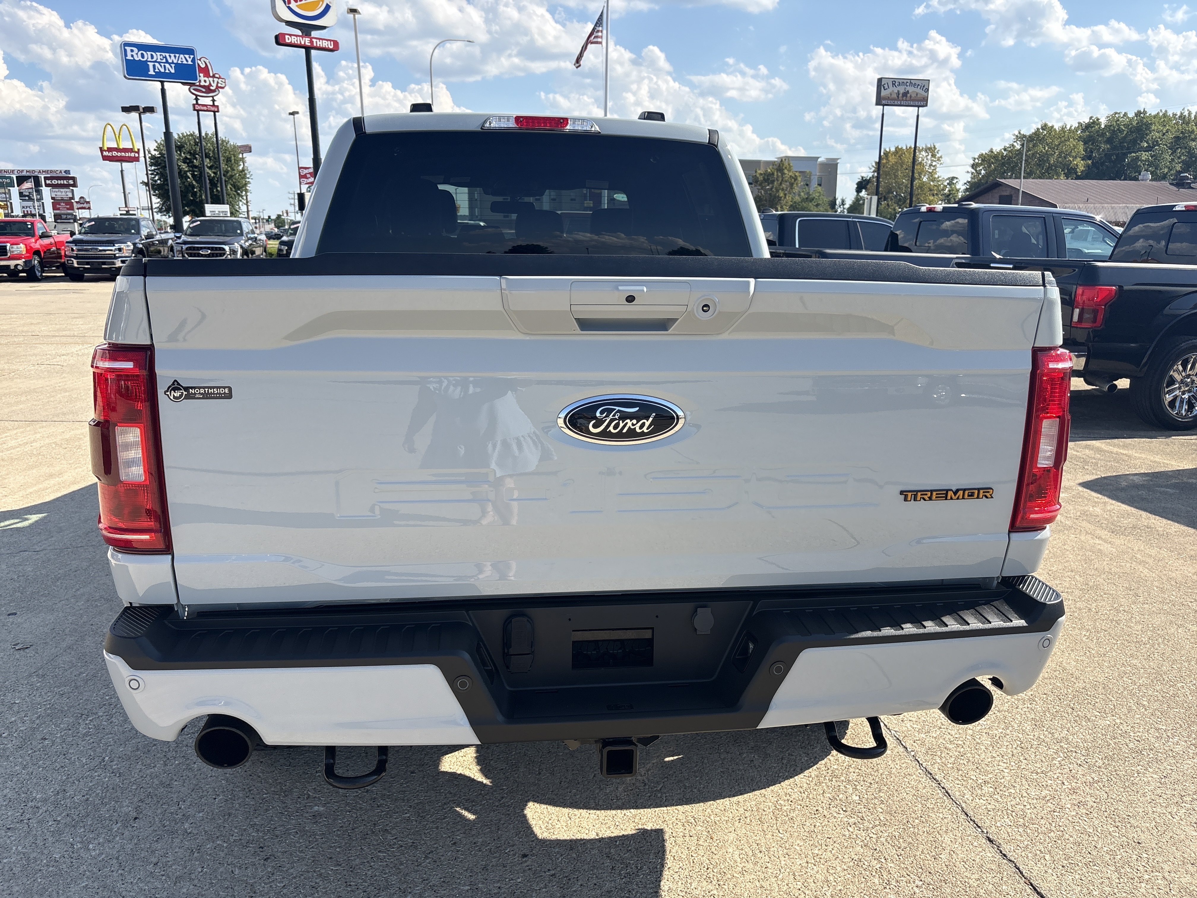 Used 2023 Ford F150 Tremor w/ Trailer Tow Package AWD/4WD image 4