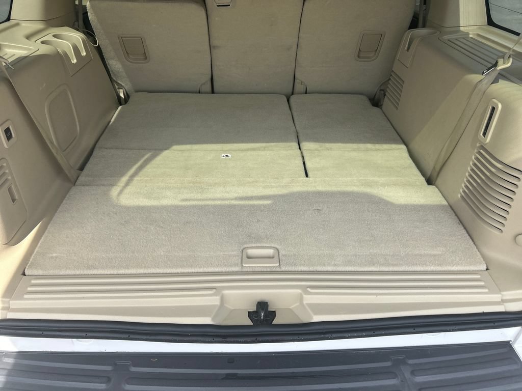 Used 2017 Ford Expedition Limited w/ Equipment Group 301A AWD/4WD image 28