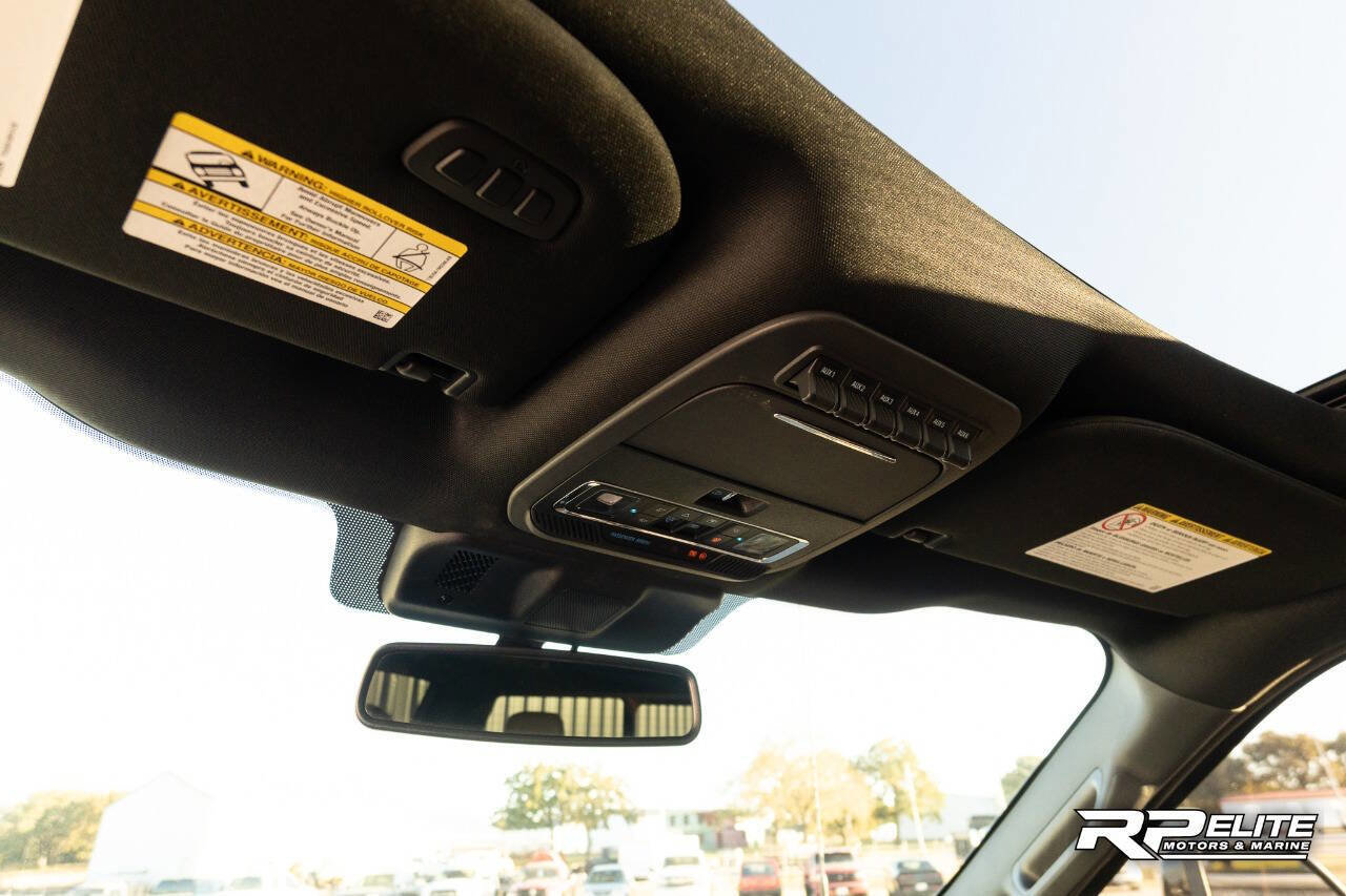 Used 2023 Ford F450 Lariat w/ FX4 Off-Road Package image 61