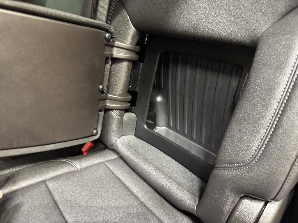 Used 2025 Chevrolet Silverado 1500 LT Trail Boss w/ LT Trail Boss Premium Package image 13