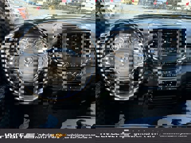 Used 2024 RAM 3500 Big Horn image 14