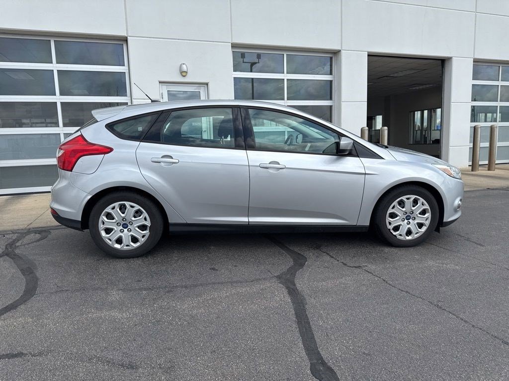 Used 2012 Ford Focus SE image 3