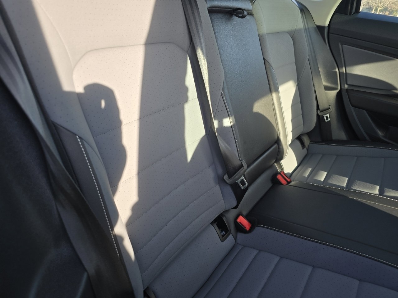 Used 2025 Volkswagen Jetta SE image 20