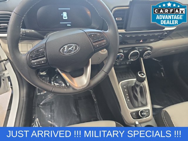 Used 2026 Hyundai Venue SEL FWD image 16
