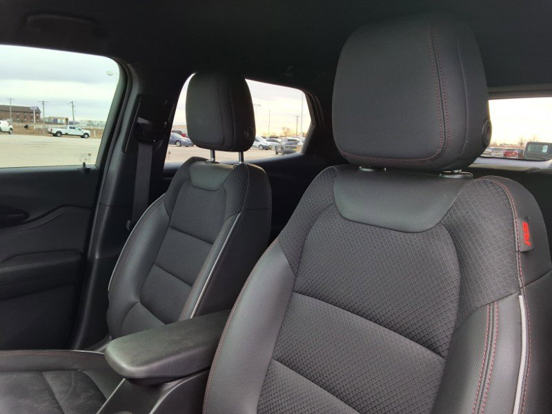 Used 2022 Chevrolet TrailBlazer RS FWD image 11