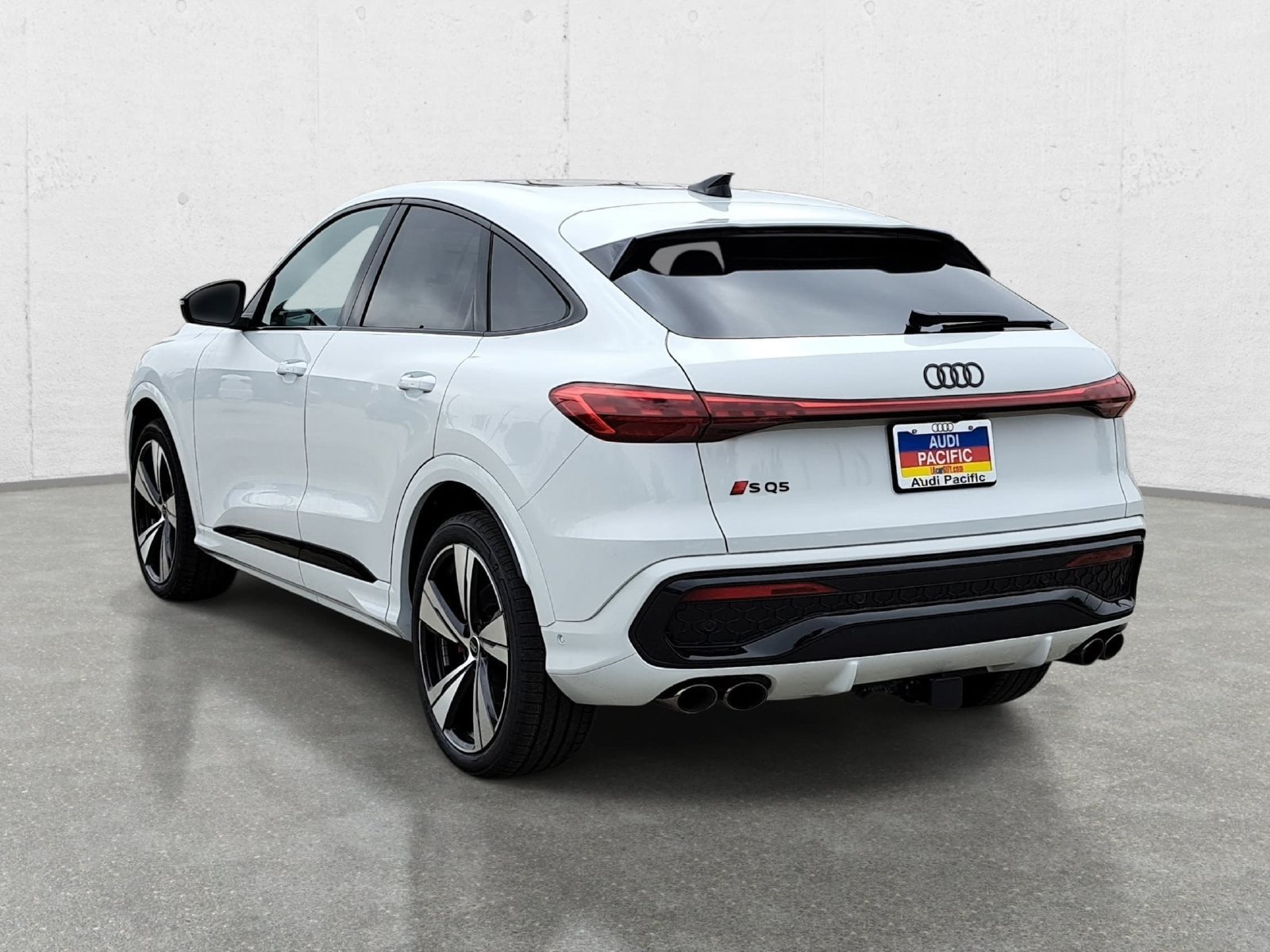 New 2026 Audi SQ5 Premium Plus AWD/4WD image 7