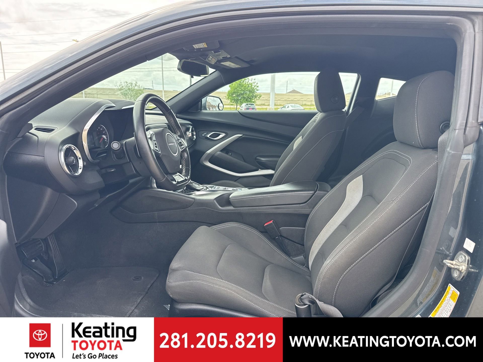 Used 2019 Chevrolet Camaro LT image 15