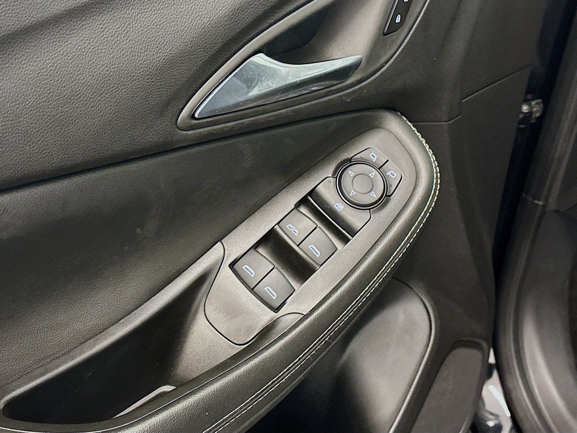 Used 2025 Buick Encore GX Preferred image 15