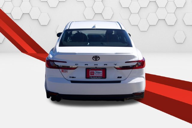 New 2026 Toyota Camry SE w/ Convenience Package FWD image 3