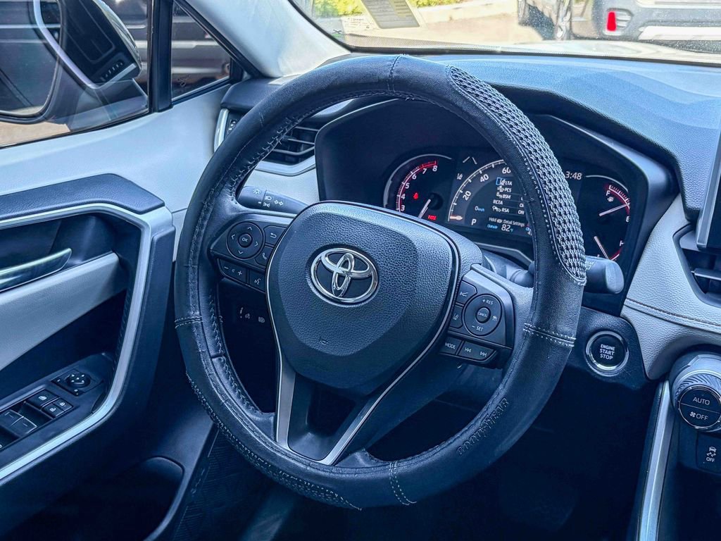 Used 2023 Toyota RAV4 XLE w/ Convenience Package AWD/4WD image 18