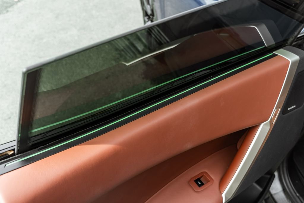 Used 2023 BMW iX xDrive50 w/ Premium Package image 36