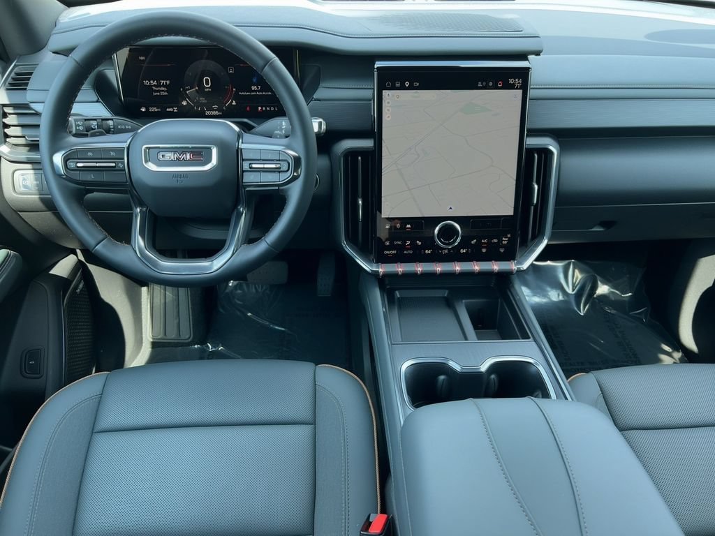 Used 2024 GMC Acadia AT4 w/ Luxury Package AWD/4WD image 5