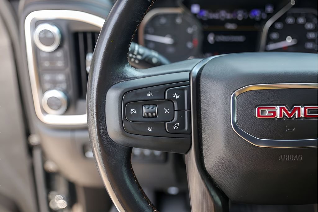 Used 2021 GMC Sierra 2500 AT4 w/ AT4 Premium Plus Package image 17