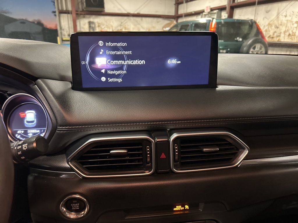 Used 2023 MAZDA CX-5 Carbon Edition image 16