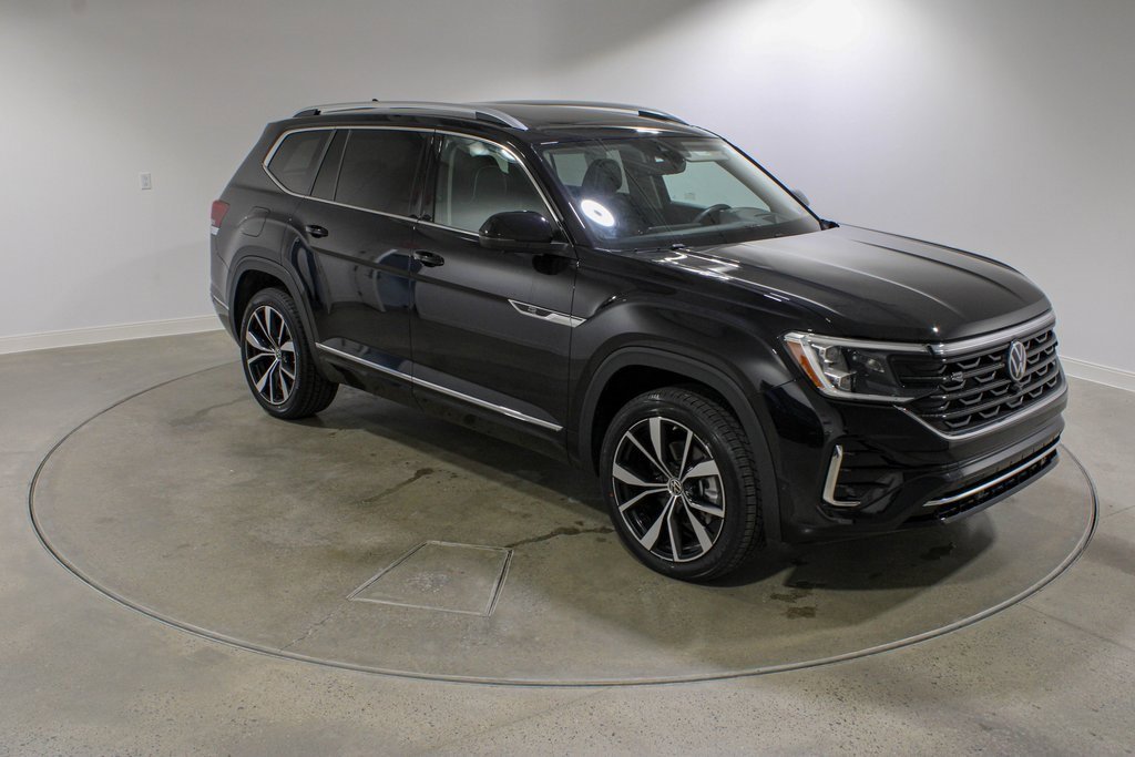 Used 2024 Volkswagen Atlas SEL Premium R-Line image 7