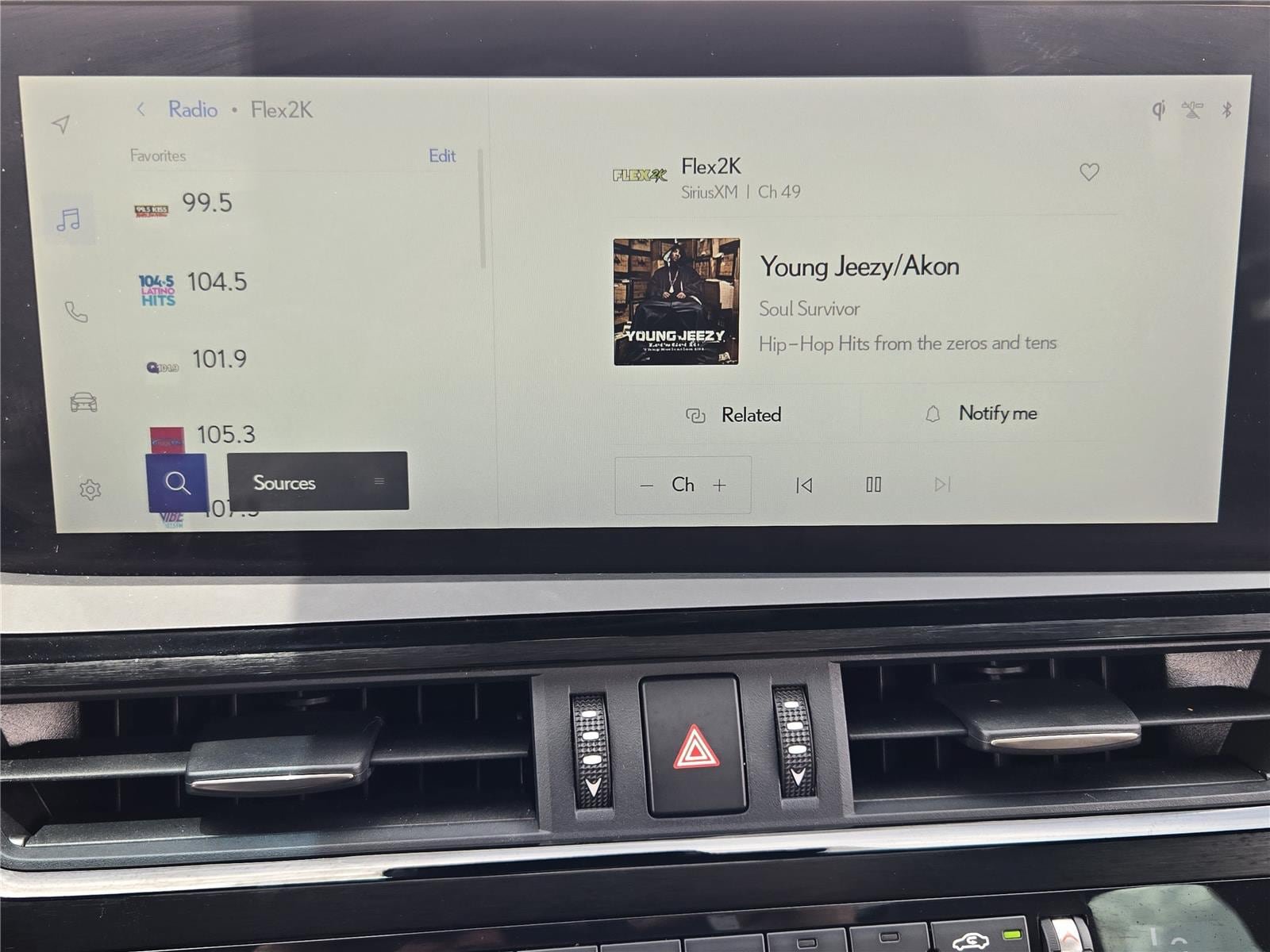 Used 2023 Lexus ES 350 w/ Premium Package FWD image 16