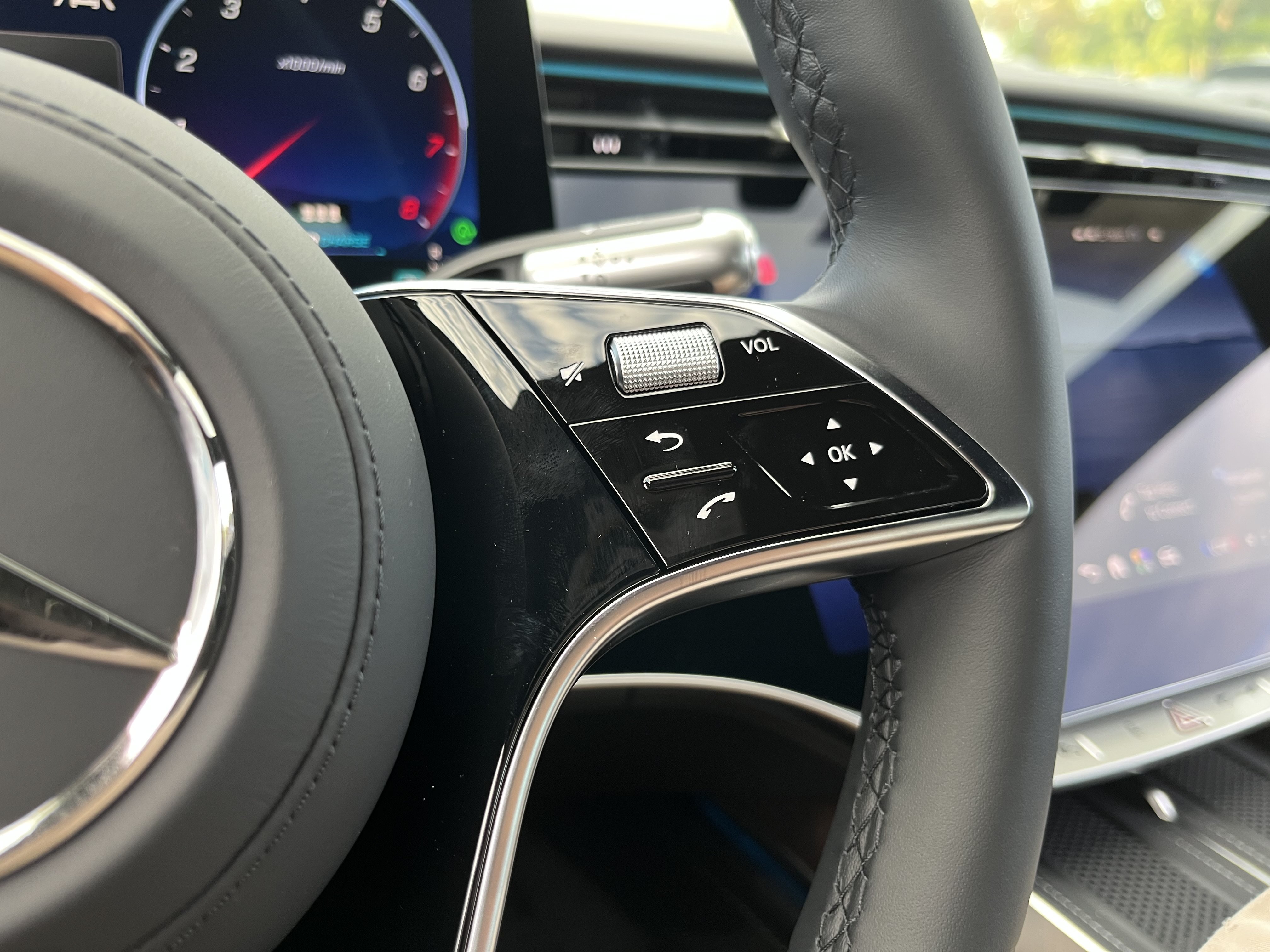 New 2027 Mercedes-Benz S 580 4MATIC Sedan image 24
