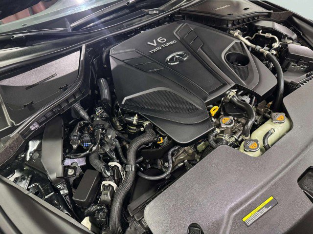 Used 2022 INFINITI Q60 Red Sport 400 w/ Carbon Fiber Package image 41