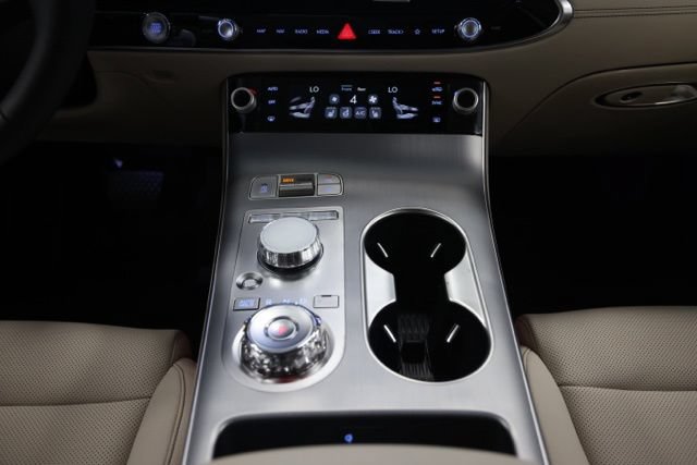 New 2027 Genesis GV70 2.5T Select AWD/4WD image 36