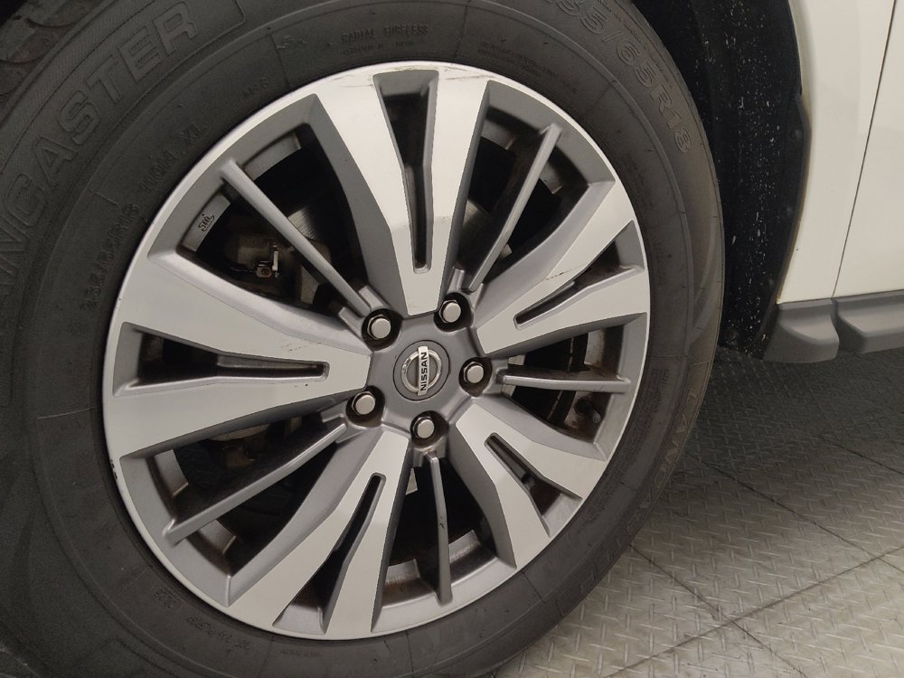 Used 2019 Nissan Pathfinder SV AWD/4WD image 31