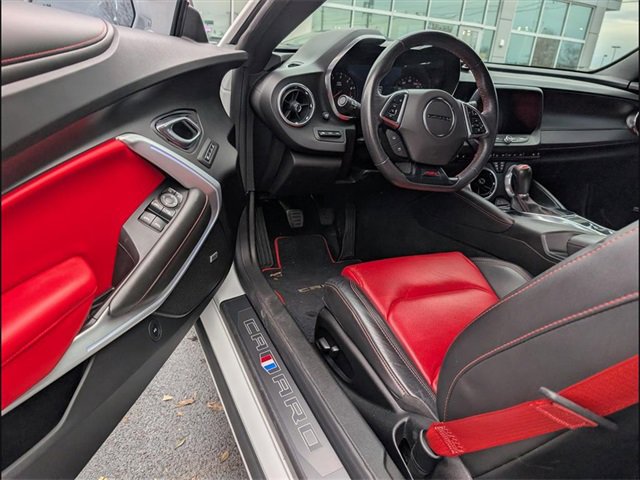 Used 2021 Chevrolet Camaro SS image 6