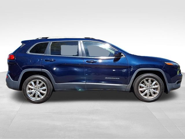 Used 2016 Jeep Cherokee Limited AWD/4WD image 8