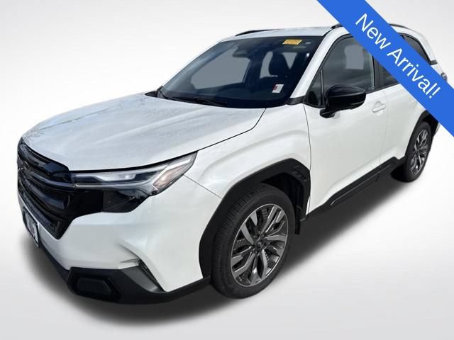 Certified 2025 Subaru Forester Touring AWD/4WD image 3