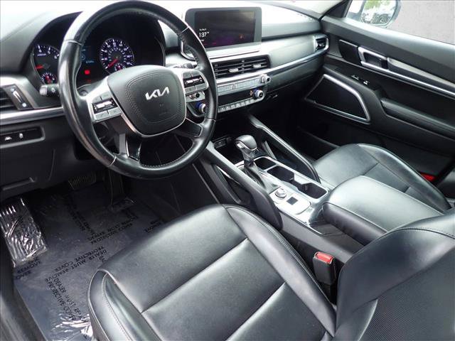 Used 2022 Kia Telluride LX AWD/4WD image 11